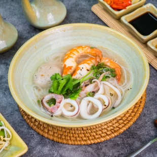 HỦ TIẾU HẢI SẢN